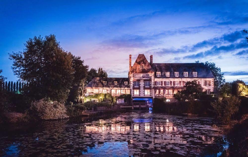 Logis Ar Milin Hotel Châteaubourg Exterior photo